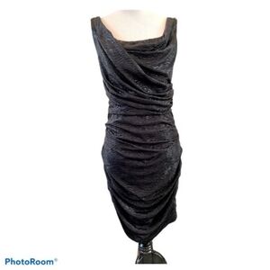 FLATTERING express dress